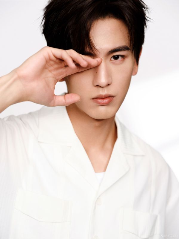 จางหลิงเฮ่อ Zhang Ling He