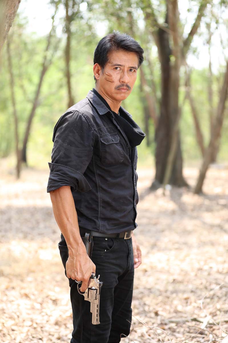 ฟ้าพยับ เอ็กซ์ จตุรงค์