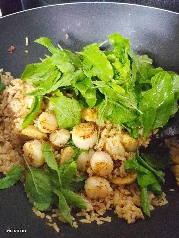 ข้าวผัดกะเพราพริกแห้งหอยเชลล์ เมนูกะเพรา อาหารจานเดียว สูตรอาหาร