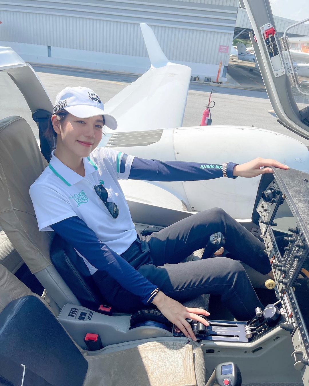 เหม่เหม ธัญญวีร์