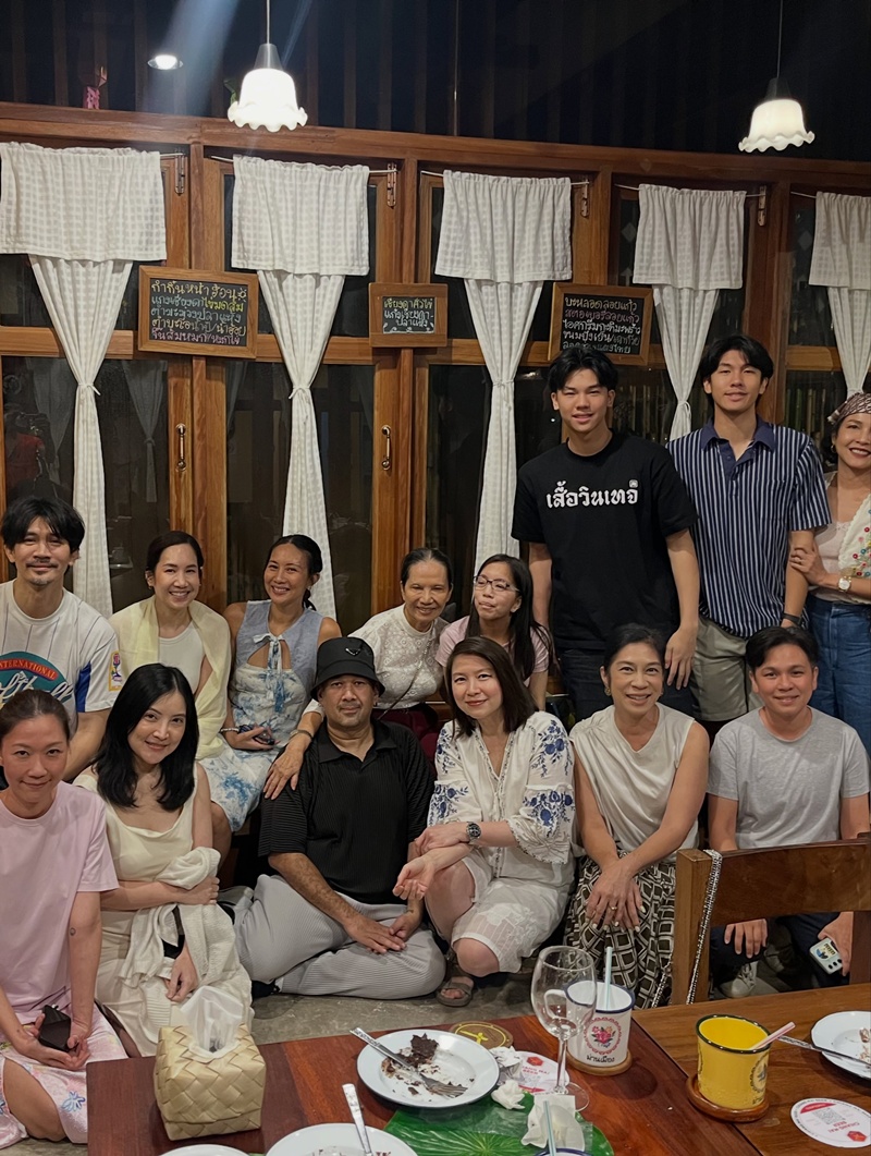ครอบครัว เคน ธีรเดช