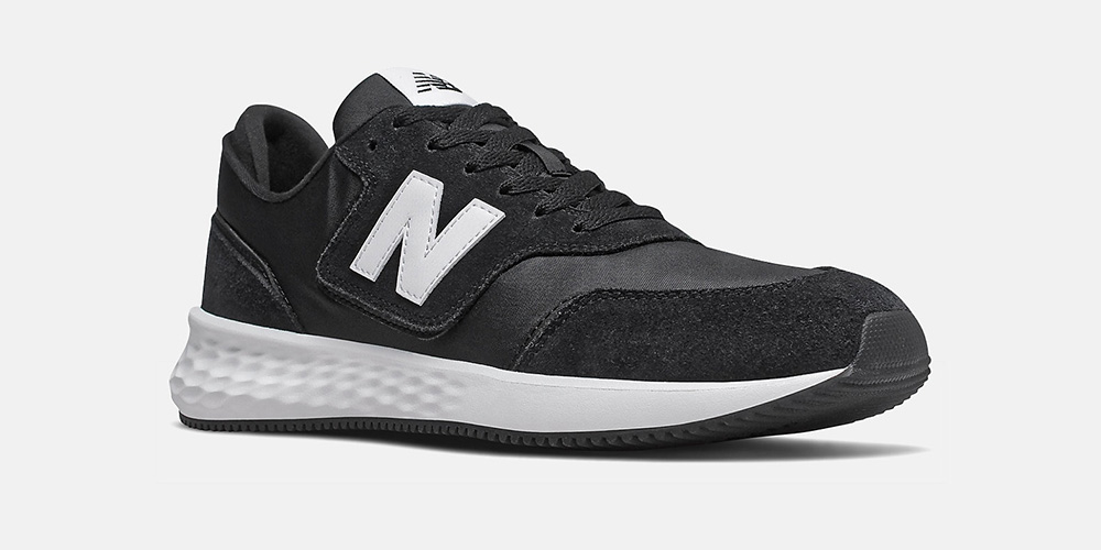 รองเท้าผ้าใบใส่ทำงาน