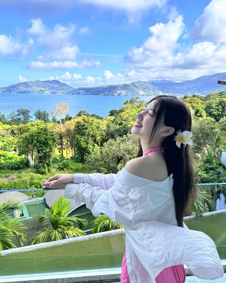 แชมพู CGM48 ไอดอลสุดน่ารัก เสิร์ฟความสดใสซาบซ่า