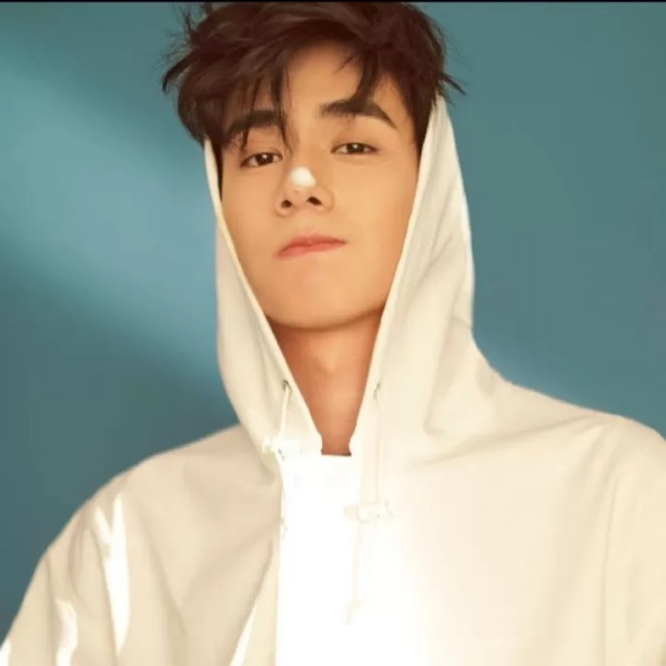 หูอี้เทียน hu yitian