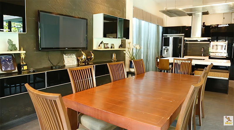 บ้าน เอกชัย ศรีวิชัย