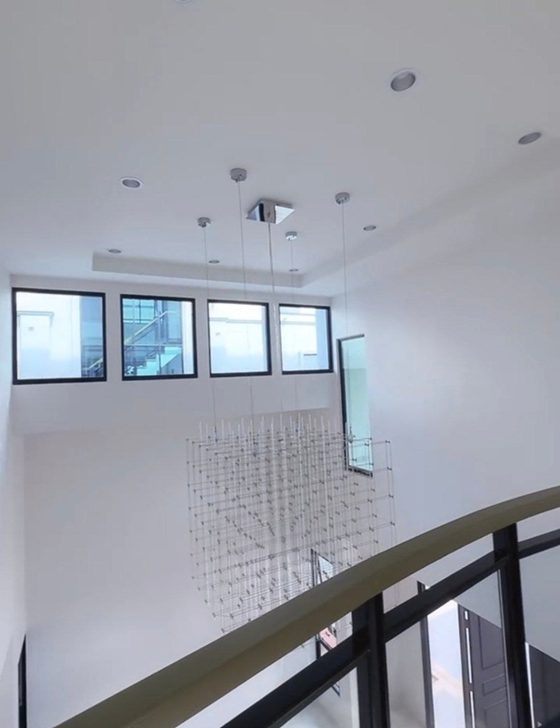 แม็ค วีรคณิศร์-วิว วรรณรท เผยโฉมเรือนหอหลังงาม