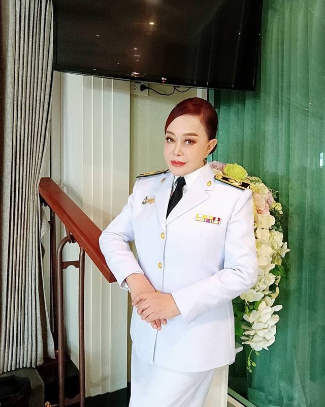 ภาพล่าสุด จิ๊ก เนาวรัตน์