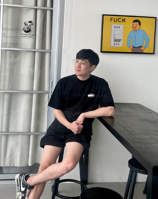ภวิน ธนิก ประวัติ