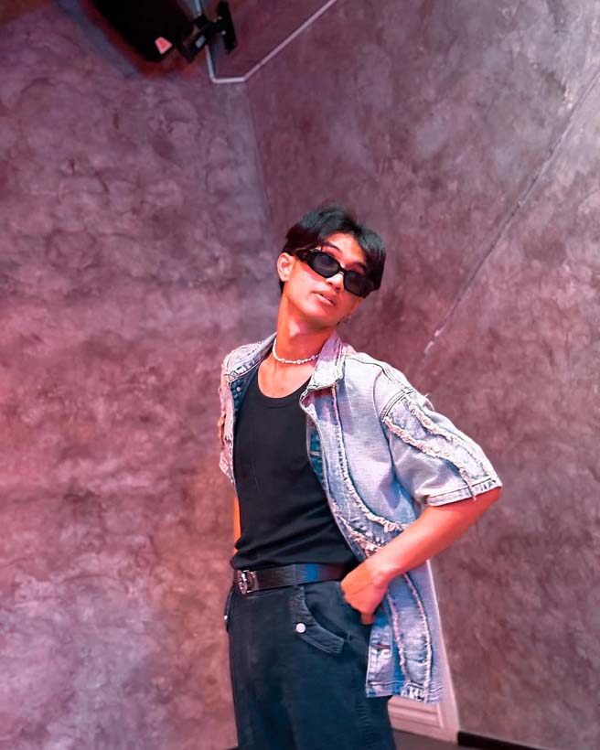 บอส แดนเซอร์ ลำไย ไหทองคำ เจ้าของฉายา บอส เอวหวาน หล่อเท่เต้นเก่งไม่แพ้ใคร