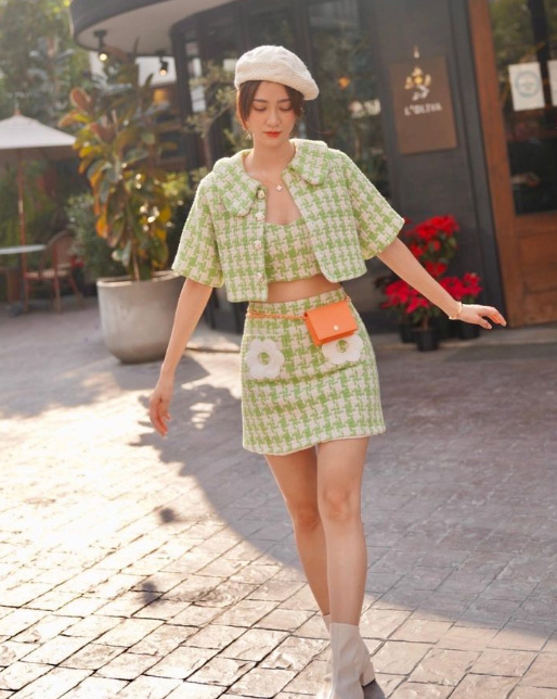 พริม พริมา แต่งตัวลุคคุณหนู