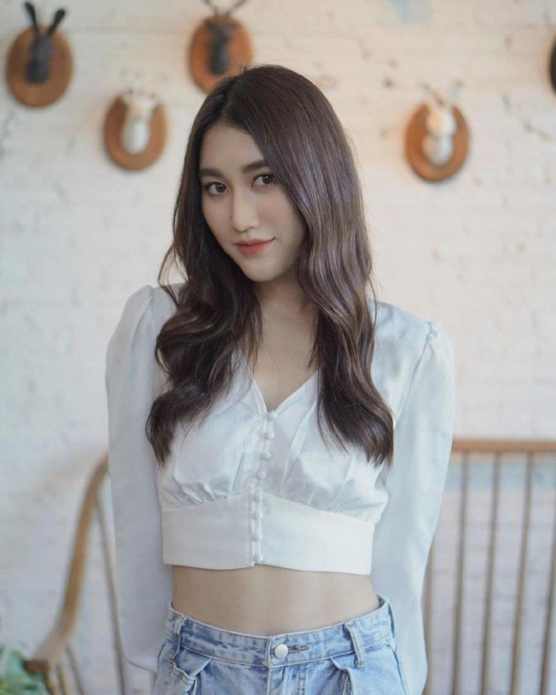 เบสท์ รักษ์วนีย์