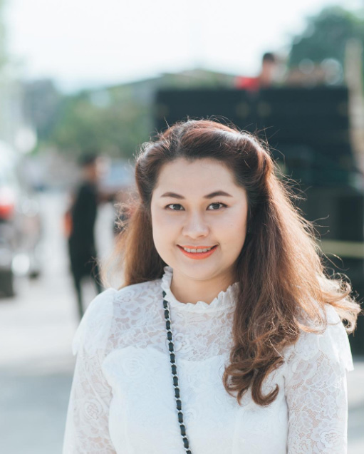 จูน เพ็ญชุลี ประวัติ