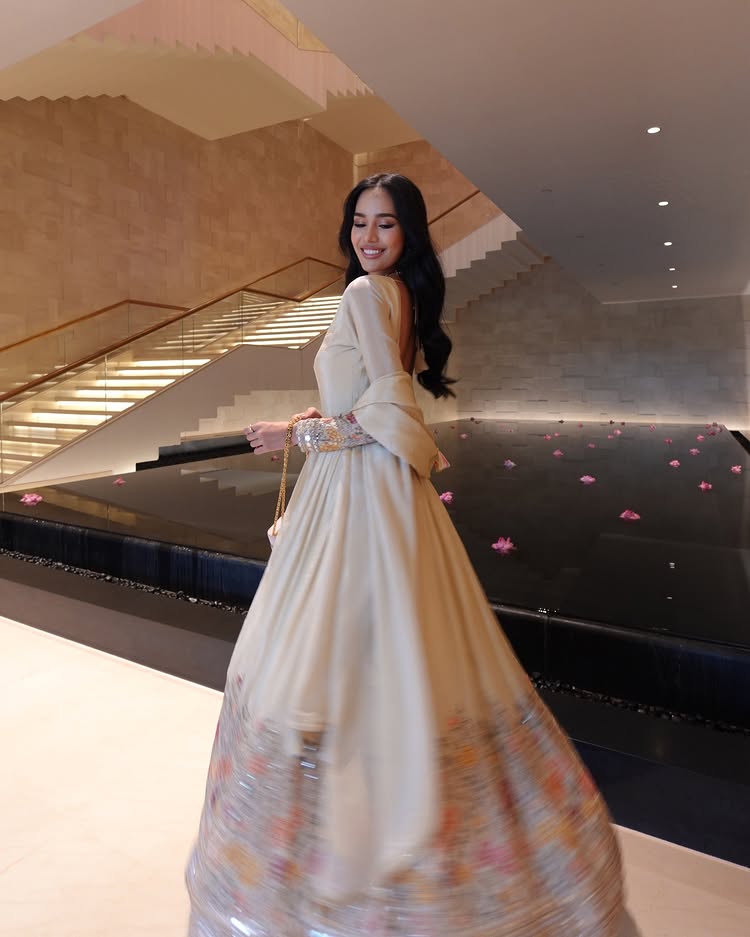 โอปอล สุชาตา โชว์หุ่นสวยสับในชุดว่ายน้ำ ก่อนคว้ามงฯ มิสเวิลด์ 2025