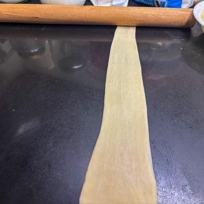 สูตรขนมปังเกลือแครกเกอร์ หรือ Craquelin Shio Pan เมนูขนมปัง ขนมปังเกลือ ชิโอะปัง สูตรขนม