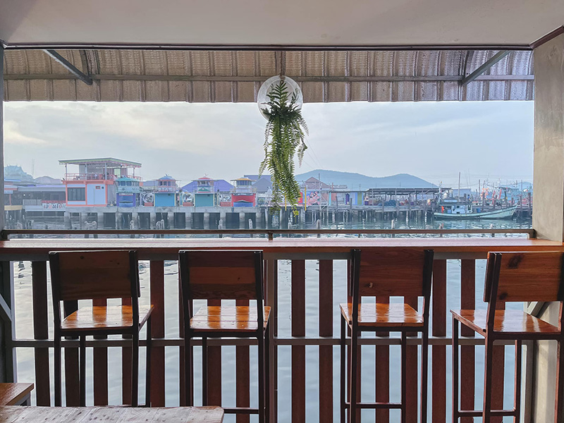 ที่พักแสมสาร ติดทะเล