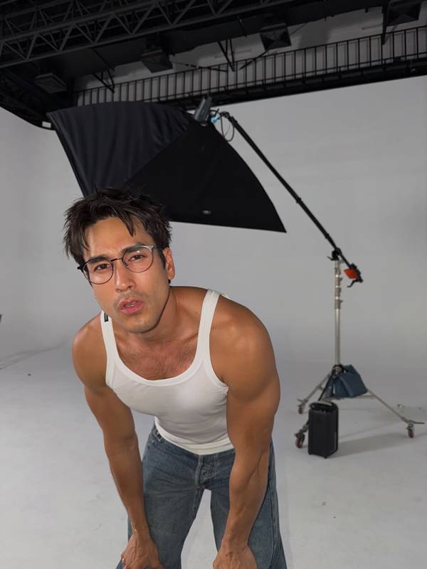 ไรเดอร์แถบถ่ายคลิป ณเดชน์