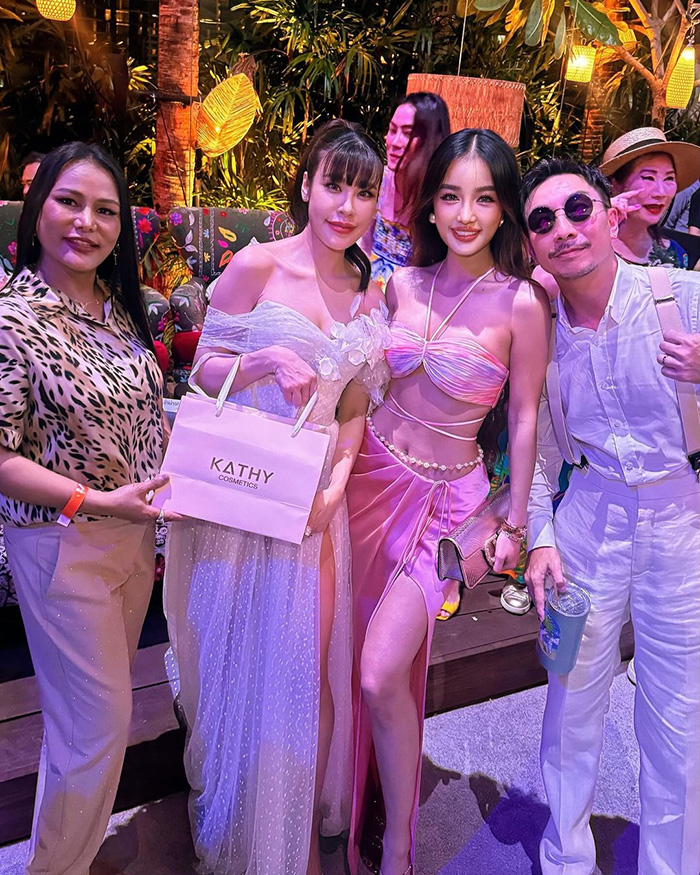 งานแต่ง โจอี้ บอย ควงภรรยาสาว เตย เมษินี 