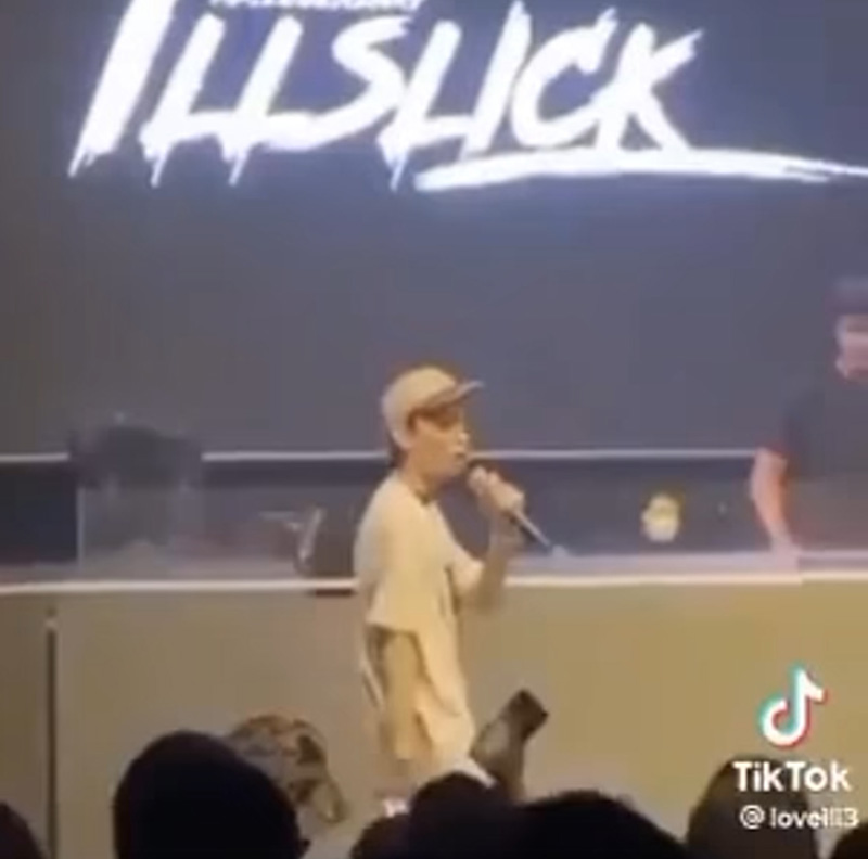 ขุดคลิป อิลสลิก ไม่พอใจ คนนั่งกินข้าวตอนร้องเพลง