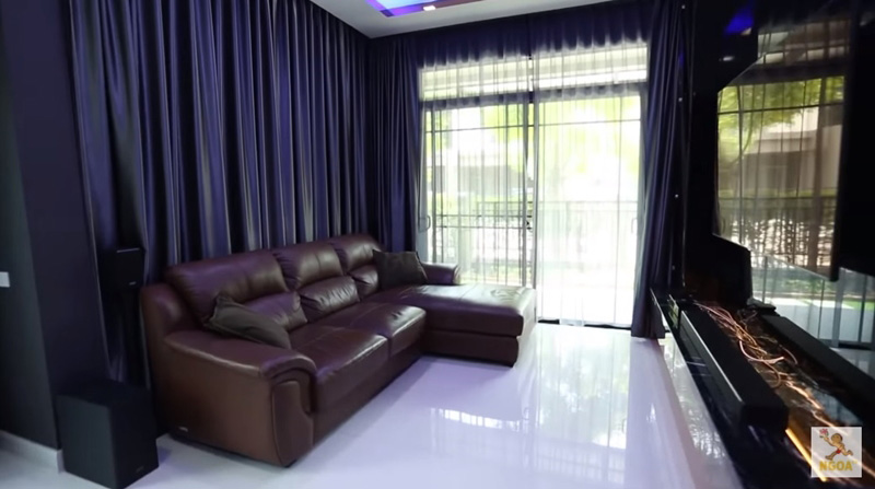 บ้านริว จิตสัมผัส
