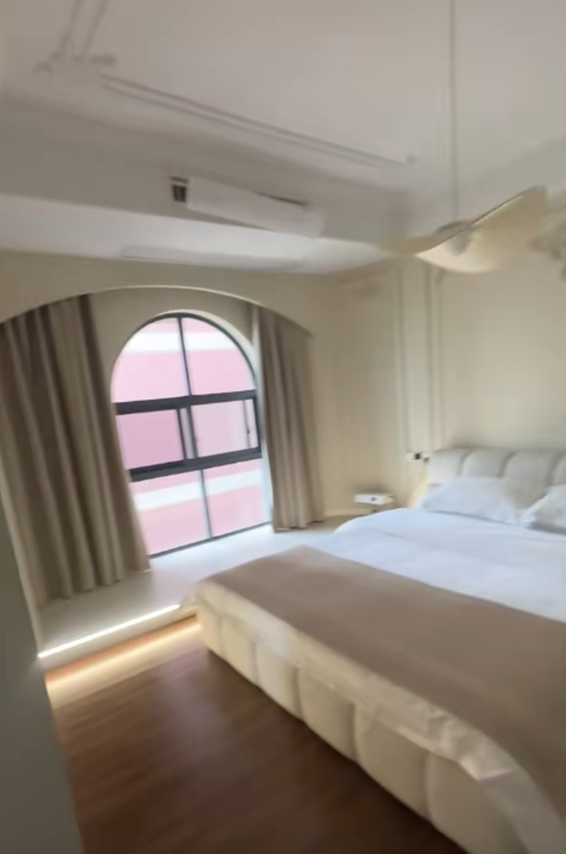 โรงแรมลับ