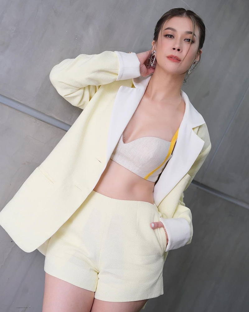 เอมี่ กลิ่นประทุม