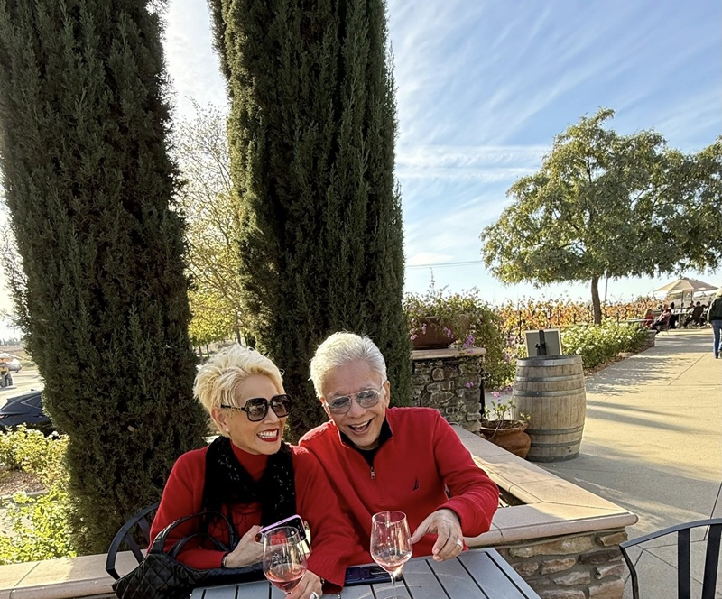 สุรชัย สมบัติเจริญ