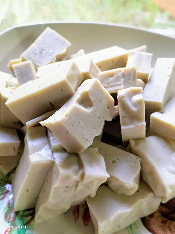 ผัดถั่วงอกเต้าหู้หมูสามชั้นกรอบ ผัดถั่วงอกใส่เต้าหู้ เมนูผัดผัก สูตรอาหาร