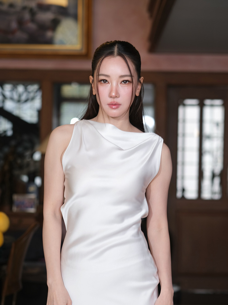 นุ่น วรนุช