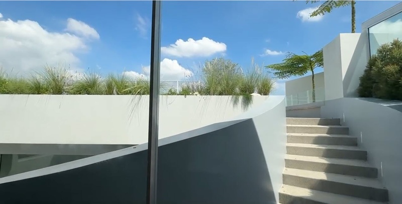 บ้านใหม่ กอล์ฟ พิชญะ