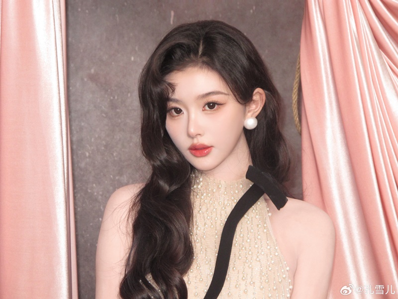 ขงเสว่เอ๋อร์ Kong Xue Er