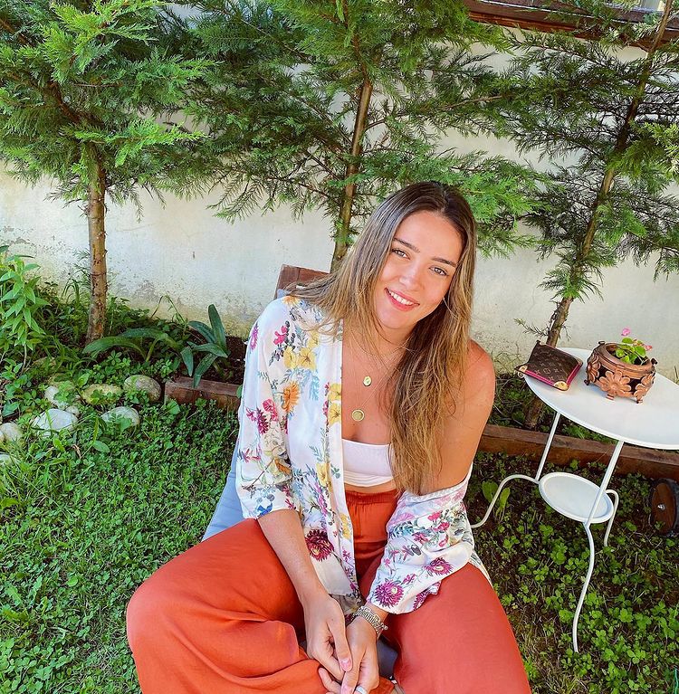 เซห์ร่า กือเนส