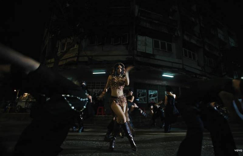 เพลงใหม่ ลิซ่า 
