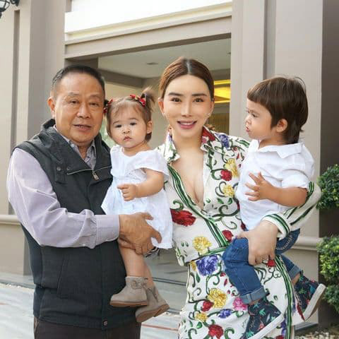 แอน จักรพงษ์ ประวัติ