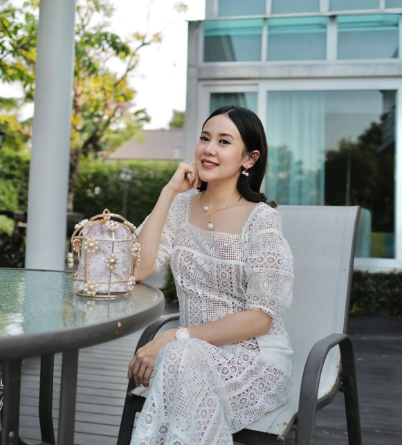 แยม ธมลพรรณ์