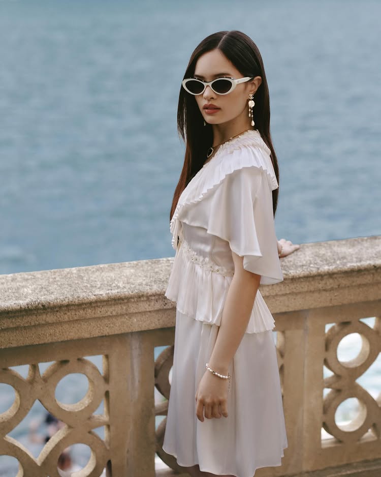 แอลลี่ อชิรญา กับแฟชั่นชุดเดินตลาดกลางคืนที่หัวหิน