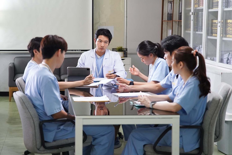 Good Doctor หมอใจพิเศษ นักแสดง