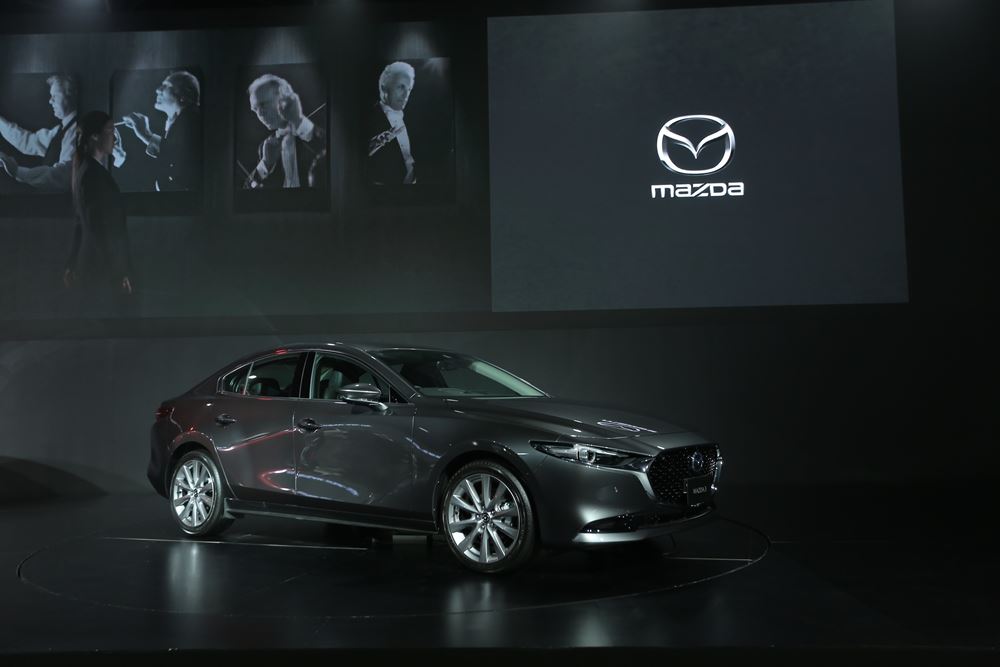 MAZDA3