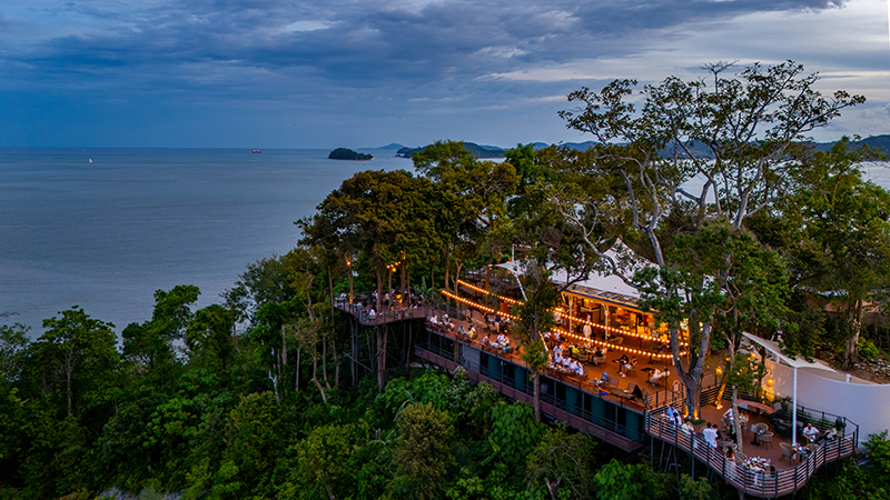 Sinae Phuket Luxury Hotel