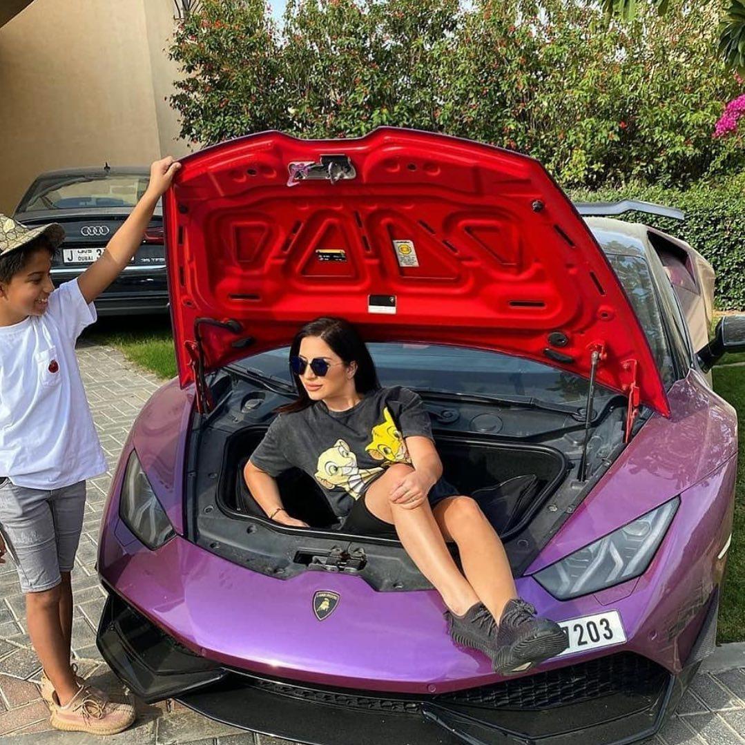 ทายาทเศรษฐี