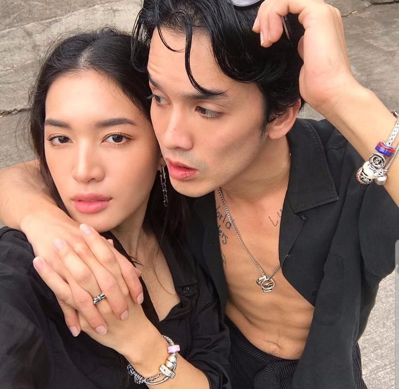 แฟนเก่า แอมมี่ บอตทอมบลูส์