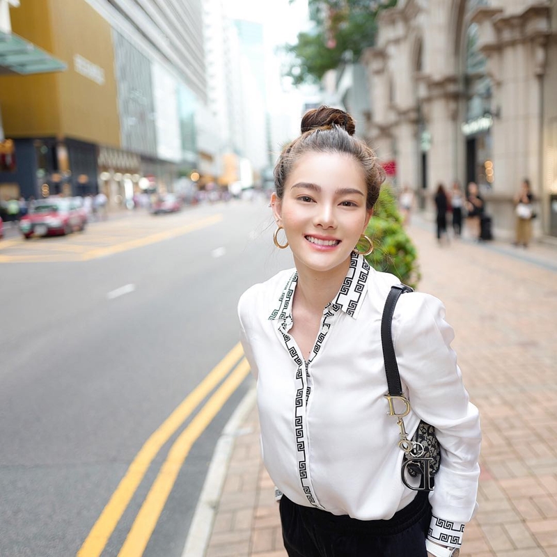 บ้าน ดิว อริสรา