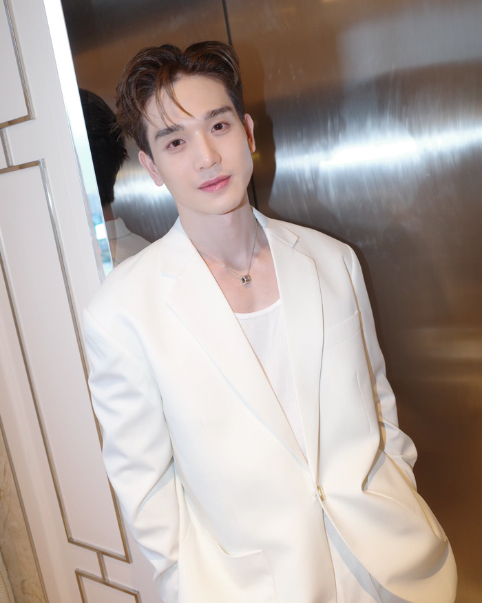 ตงตง กฤษกร