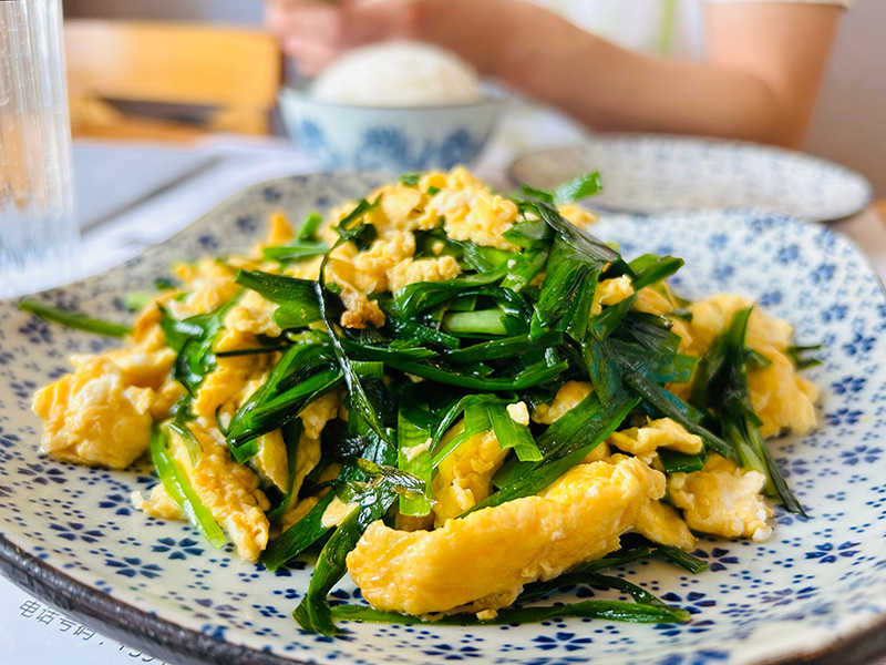 กุยช่ายผัดไข่ เมนูผักผัดไข่ เมนูผัดผัก เมนูไข่ สูตรอาหาร