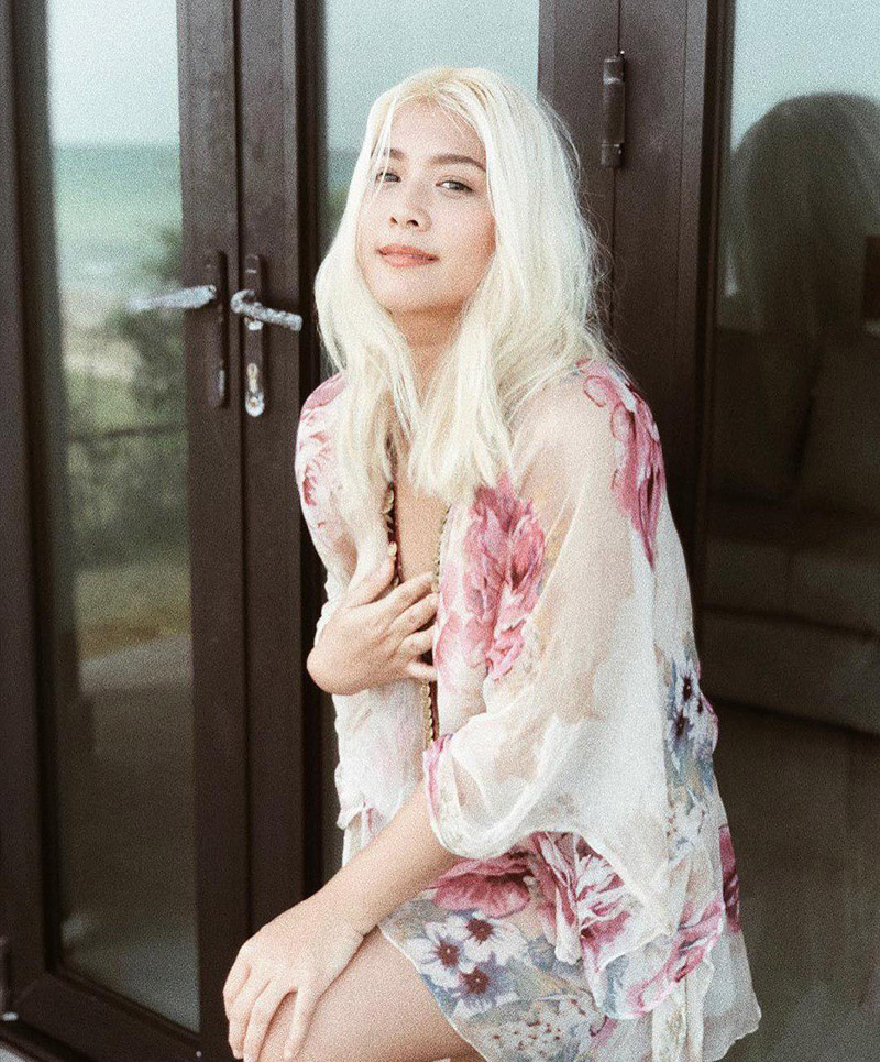 เพ็บ นัยน์ชนก