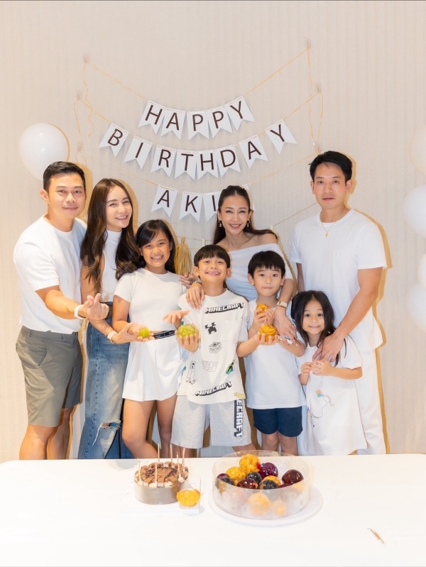  เนย โชติกา จัดปาร์ตี้วันเกิดให้ น้องอคิณ ลูกชายวัย 8 ขวบ 