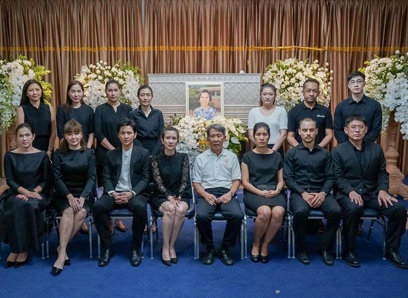 แม่ ไบรท์ พิชญทัฬห์