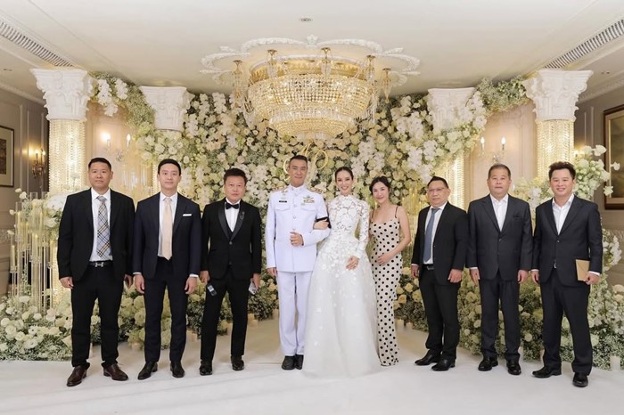  งานแต่ง หมวดอ๋อ หมอเพื่อน