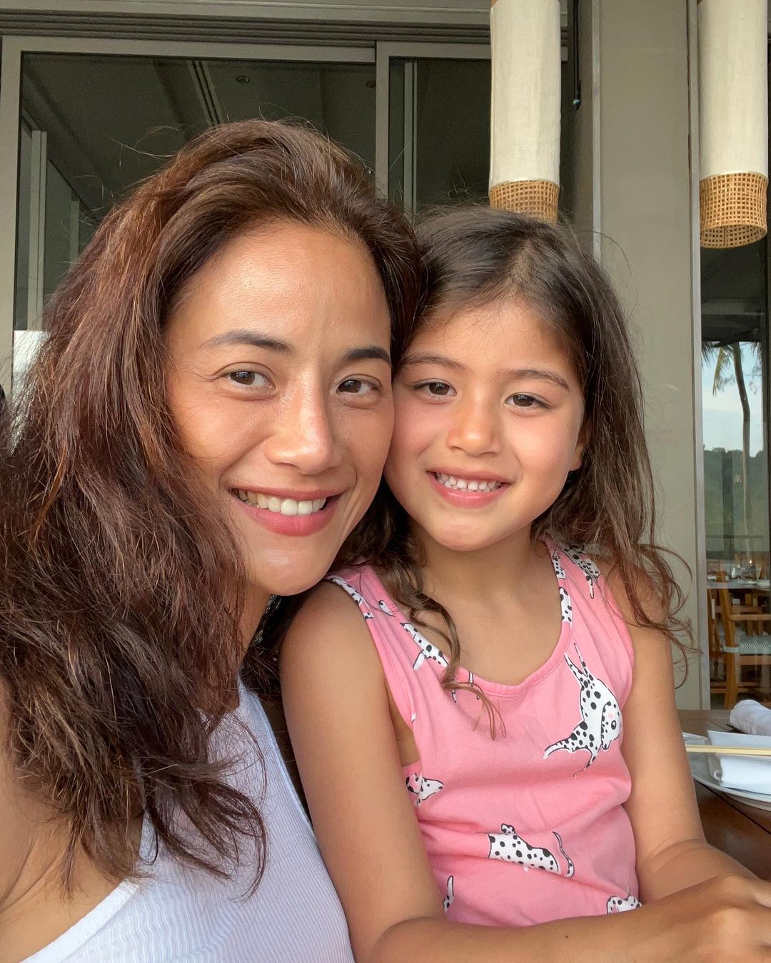 น้องทาเรีย ลูกสาว น้ำฝน กุลณัฐ น้องทาเรีย ลูกสาว น้ำฝน กุลณัฐ
