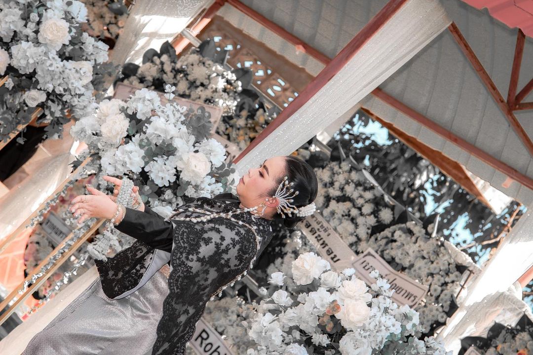 ตุ๊กกี้ สุดารัตน์