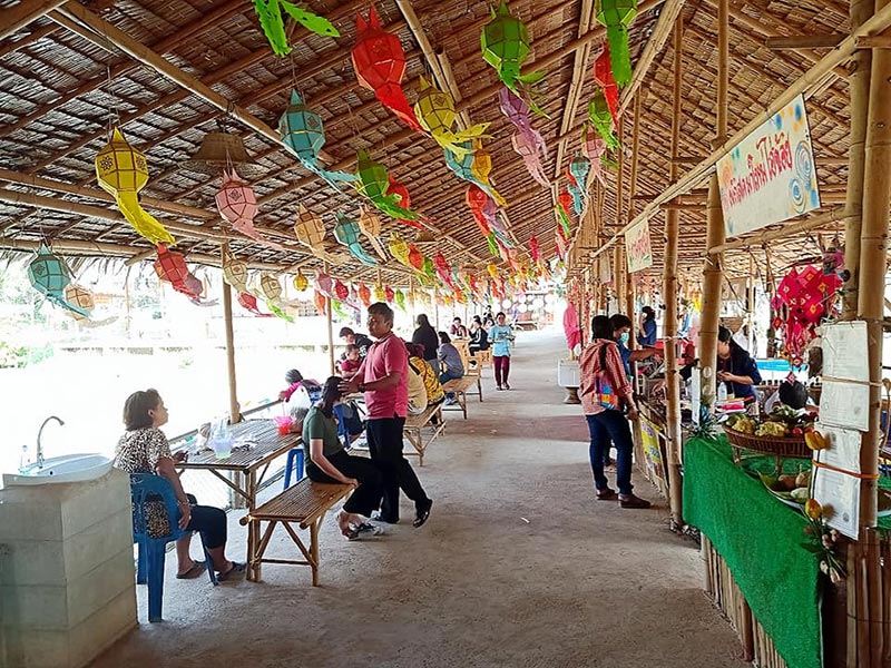 ตลาดไทยวนวัดนาหนอง